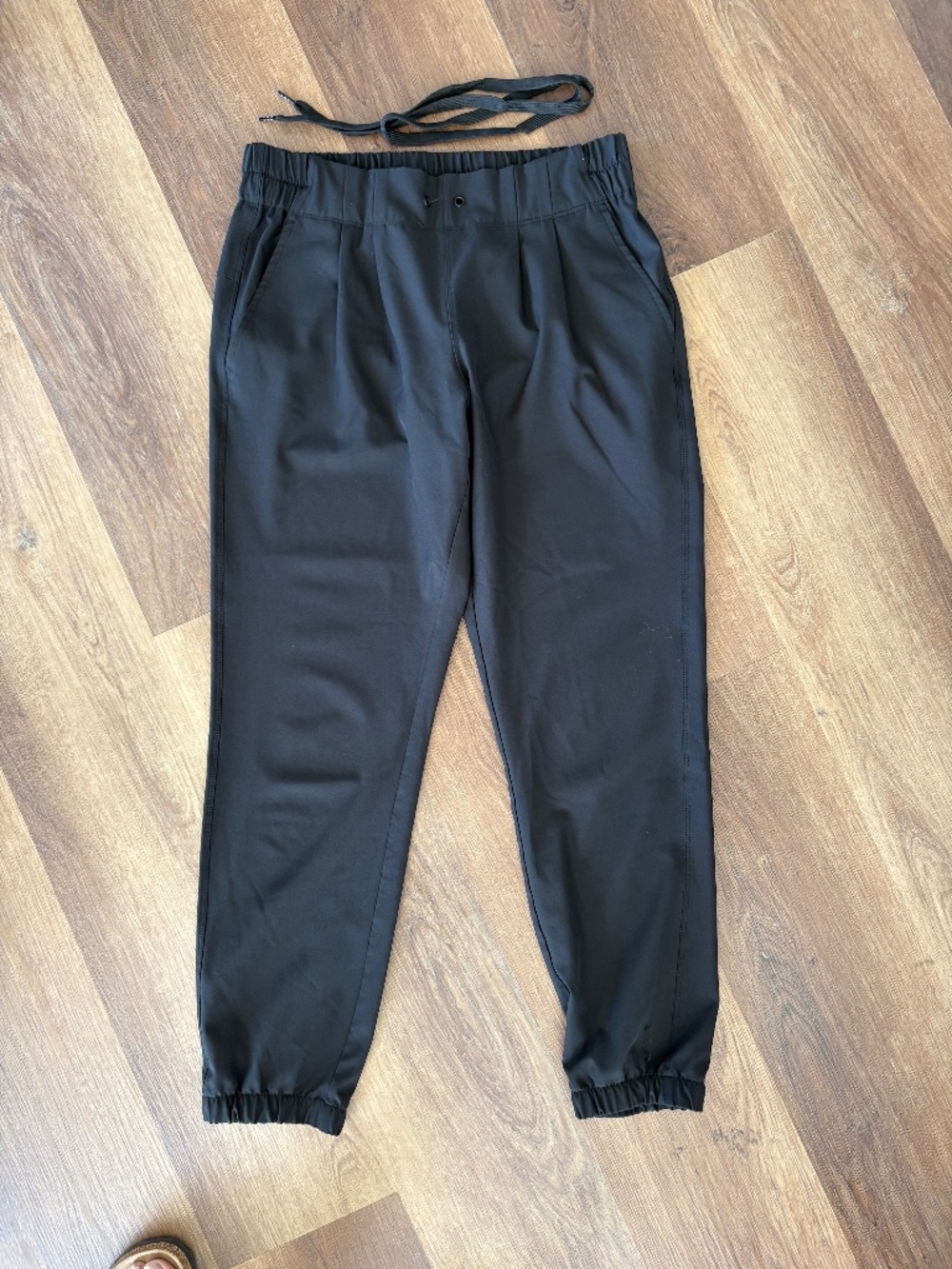 KAVU Lightweight Black Jogger Pants – Women’s Size S – New Without Tags